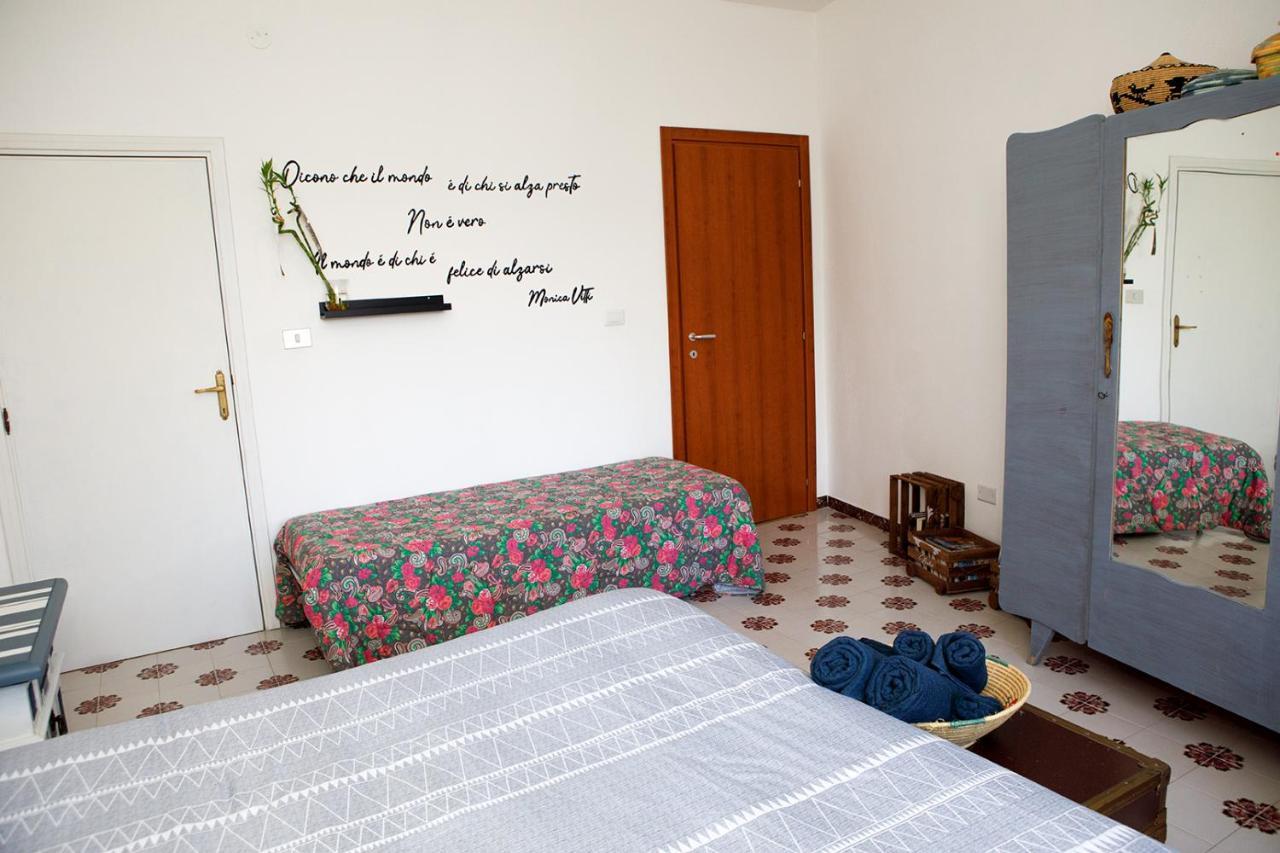 Santu Bustianu Bed and Breakfast Orgosolo Exteriör bild